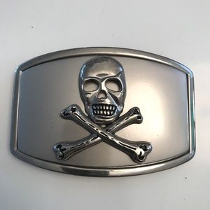 Skull & Crossbones Silver Metal Belt Buckle